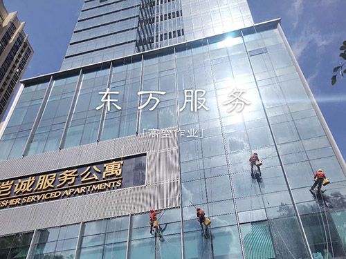 公寓高空外墙清洗